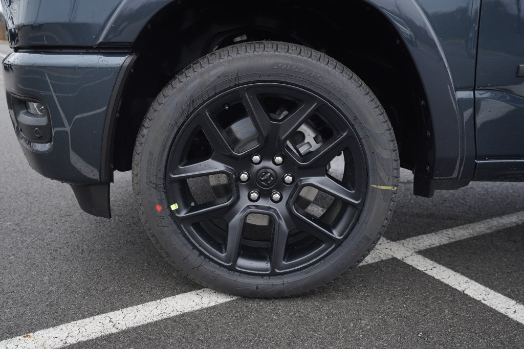 New 2026 RAM 1500 Laramie w/ Night Edition AWD/4WD image 9