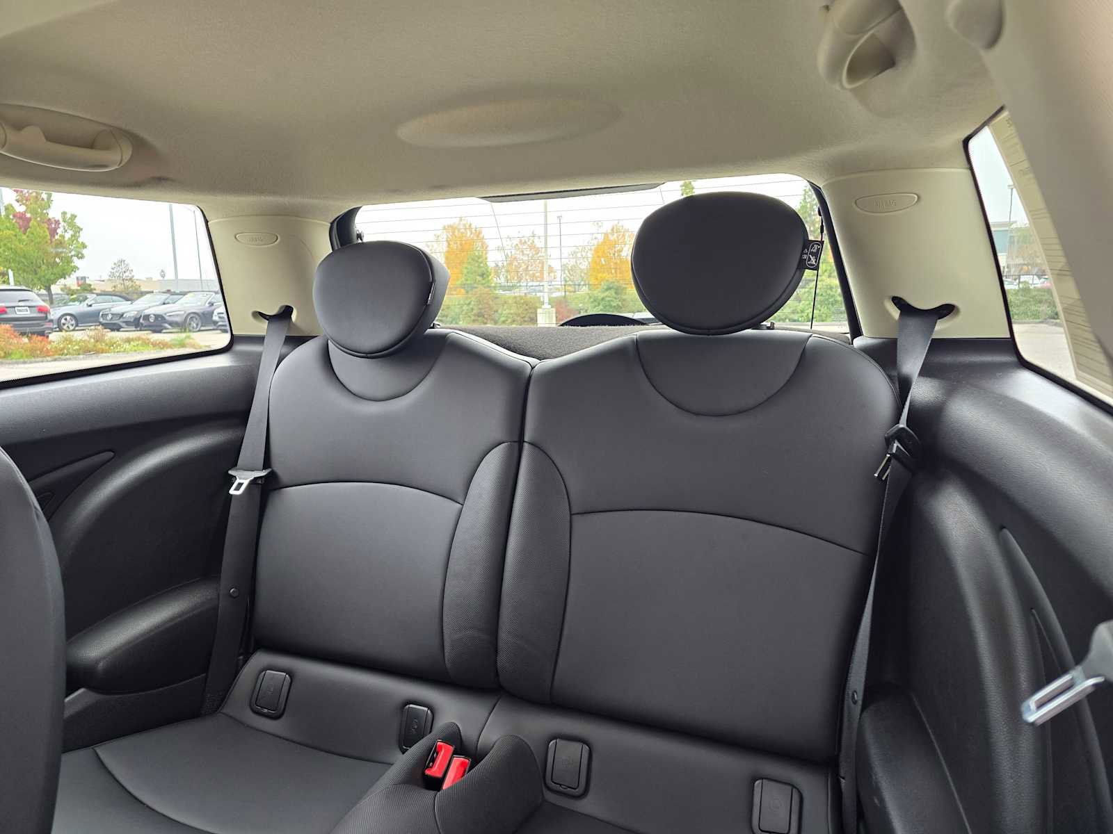 Used 2012 MINI Cooper Hardtop image 15