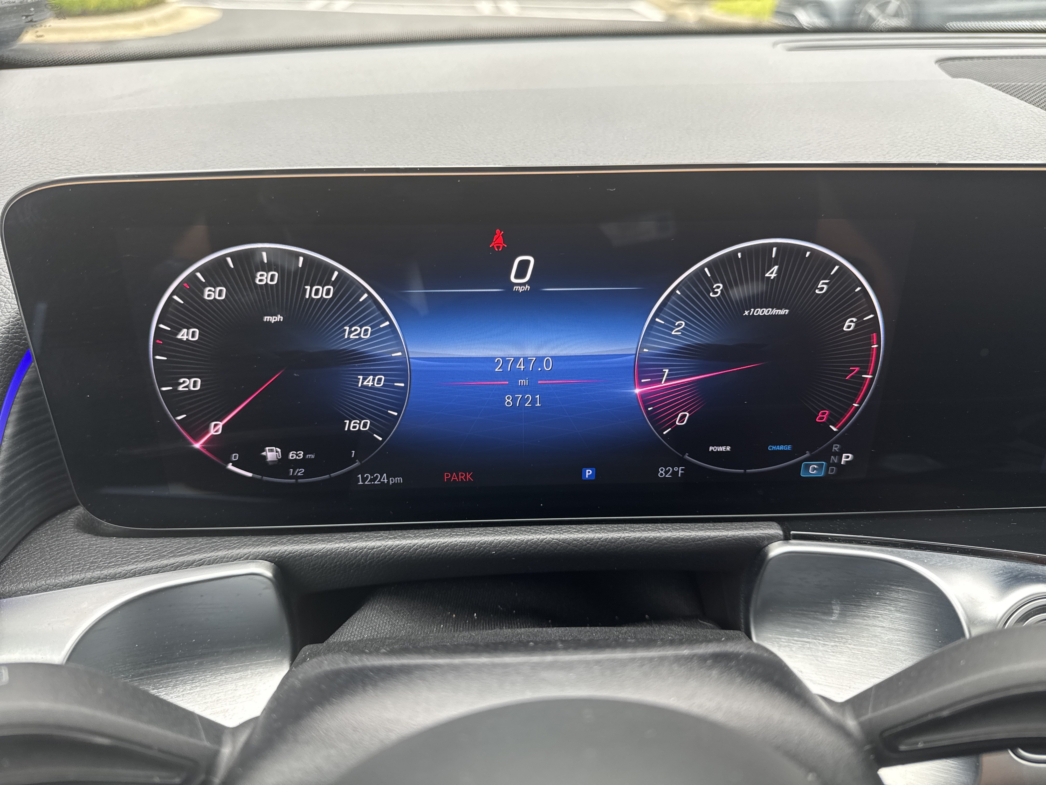 Certified 2025 Mercedes-Benz GLB 250 4MATIC image 21