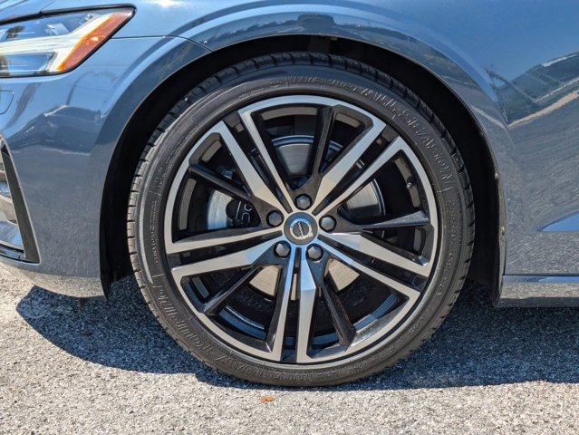 Used 2019 Volvo S60 T5 R-Design image 22