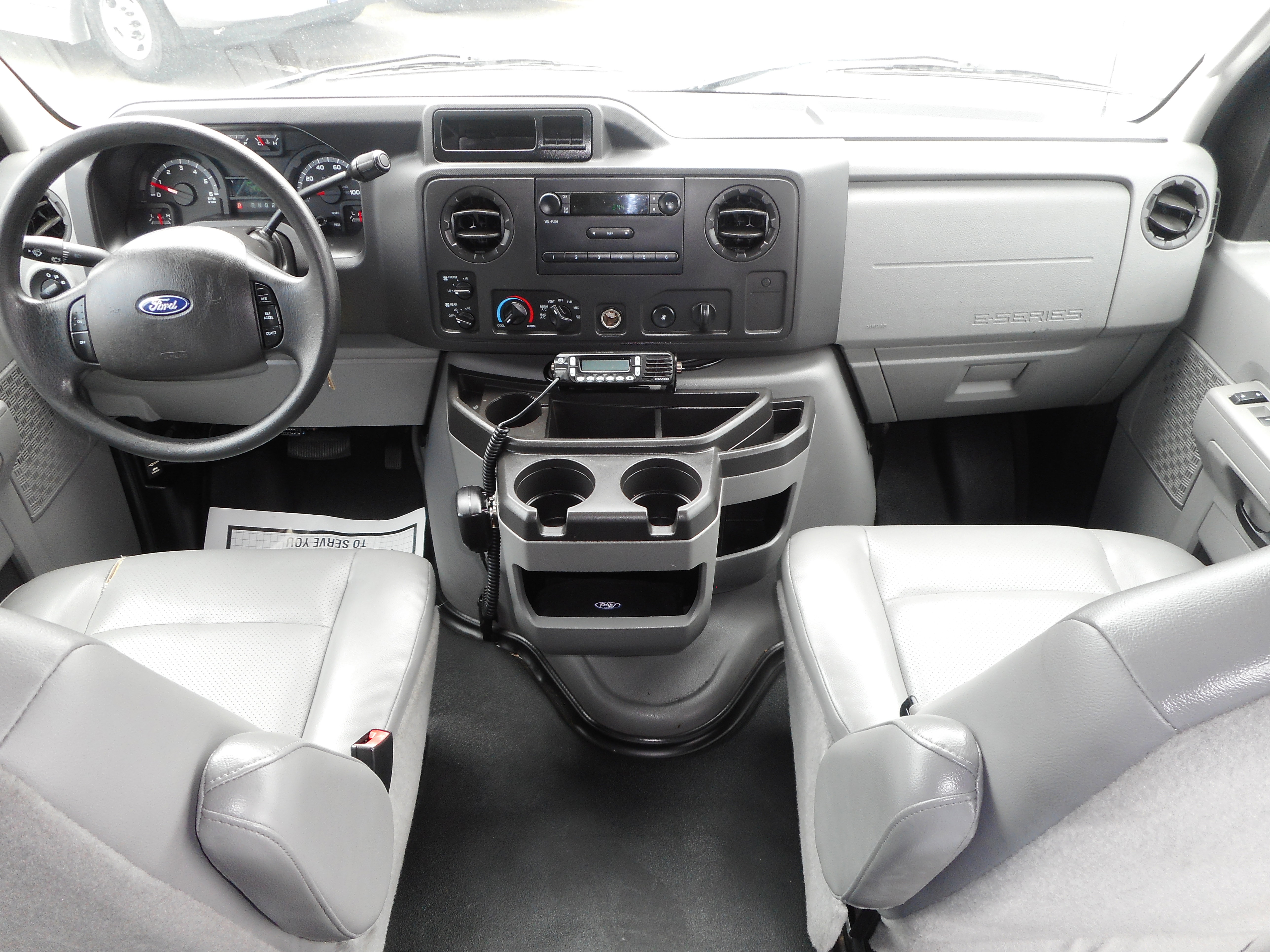 Used 2011 Ford E-150 and Econoline 150 Wagon w/ PWR Windows & Locks Group RWD image 20