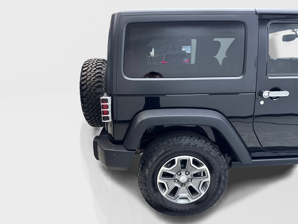 Used 2014 Jeep Wrangler Rubicon w/ Power Convenience Group AWD/4WD image 16