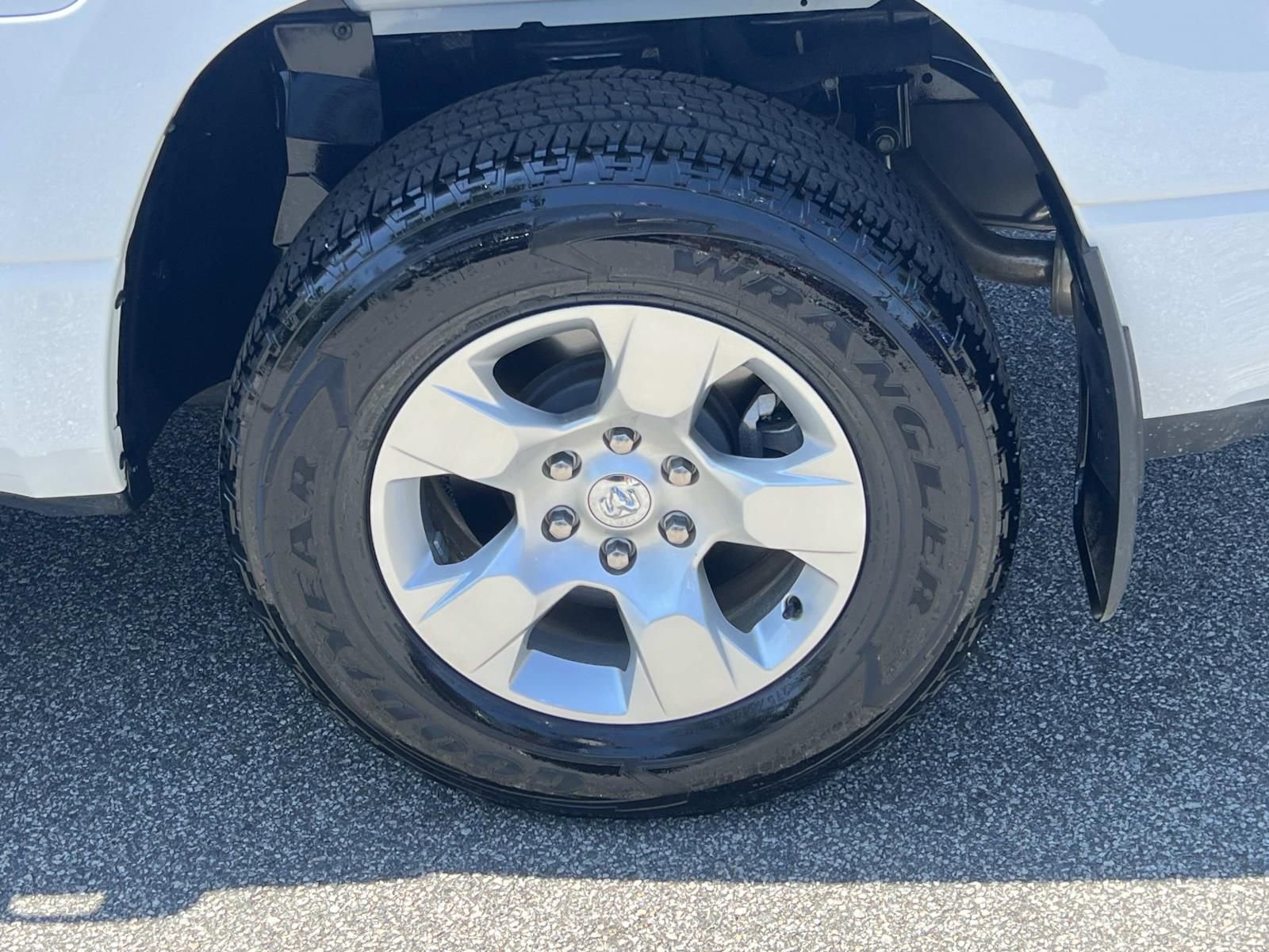 Used 2023 RAM 1500 Big Horn image 19