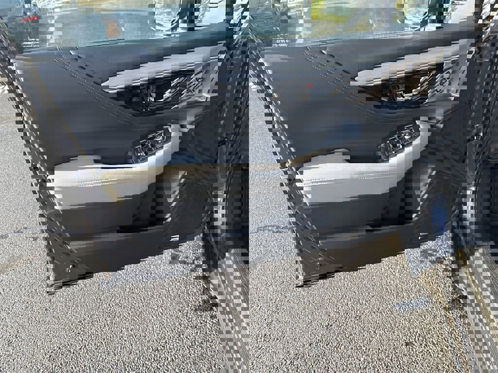 New 2025 Subaru Outback Limited image 25