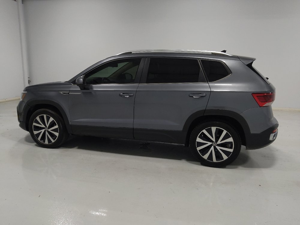 Used 2022 Volkswagen Taos SE AWD/4WD image 3