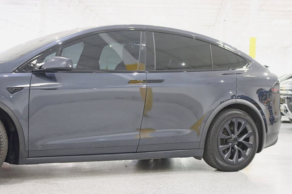 Used 2024 Tesla Model X AWD/4WD image 3