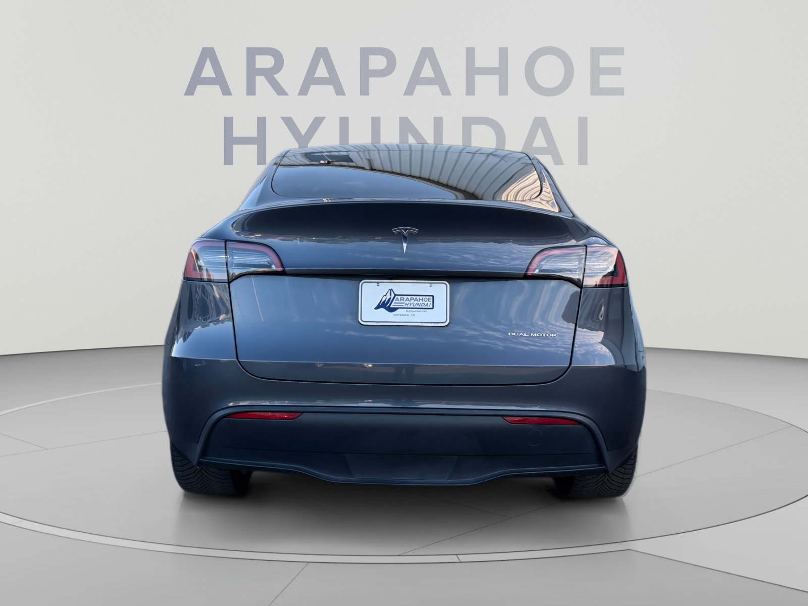 Used 2023 Tesla Model Y Long Range AWD/4WD image 4
