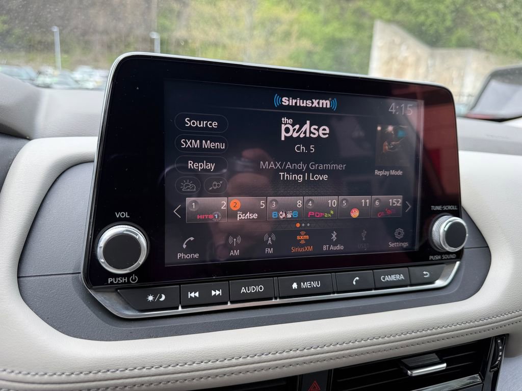 Used 2021 Nissan Rogue SV AWD/4WD image 19