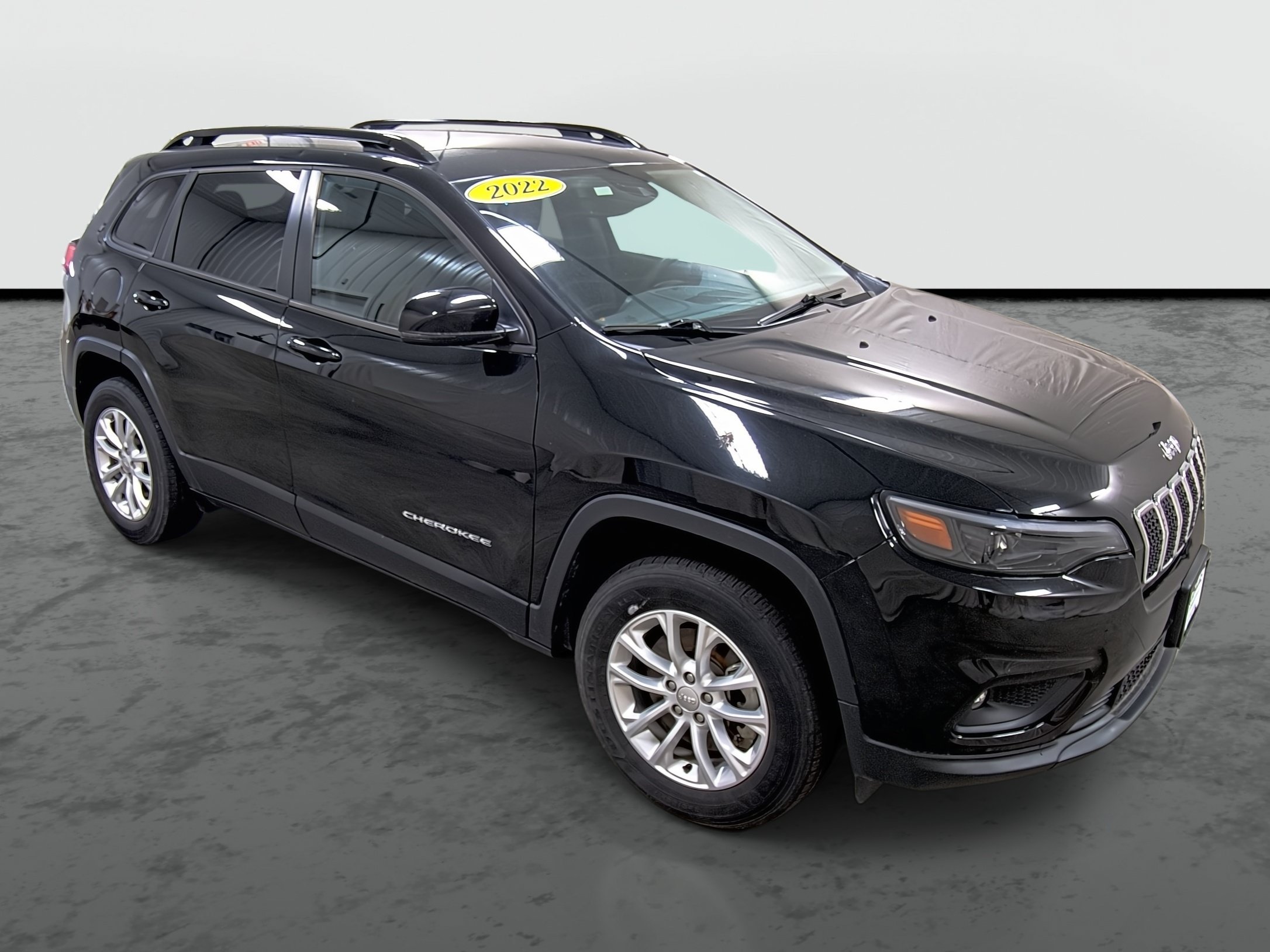Used 2022 Jeep Cherokee Latitude Lux AWD/4WD image 5