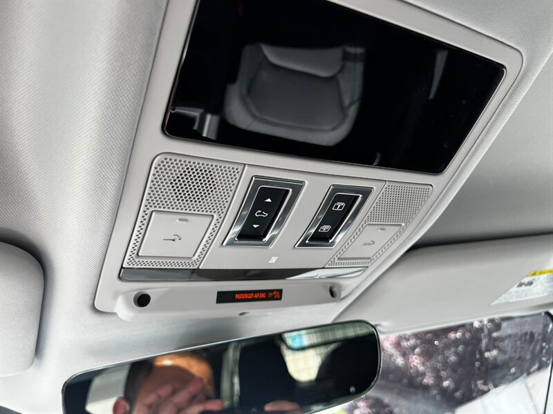 Used 2025 Land Rover Defender 110 S AWD/4WD image 42