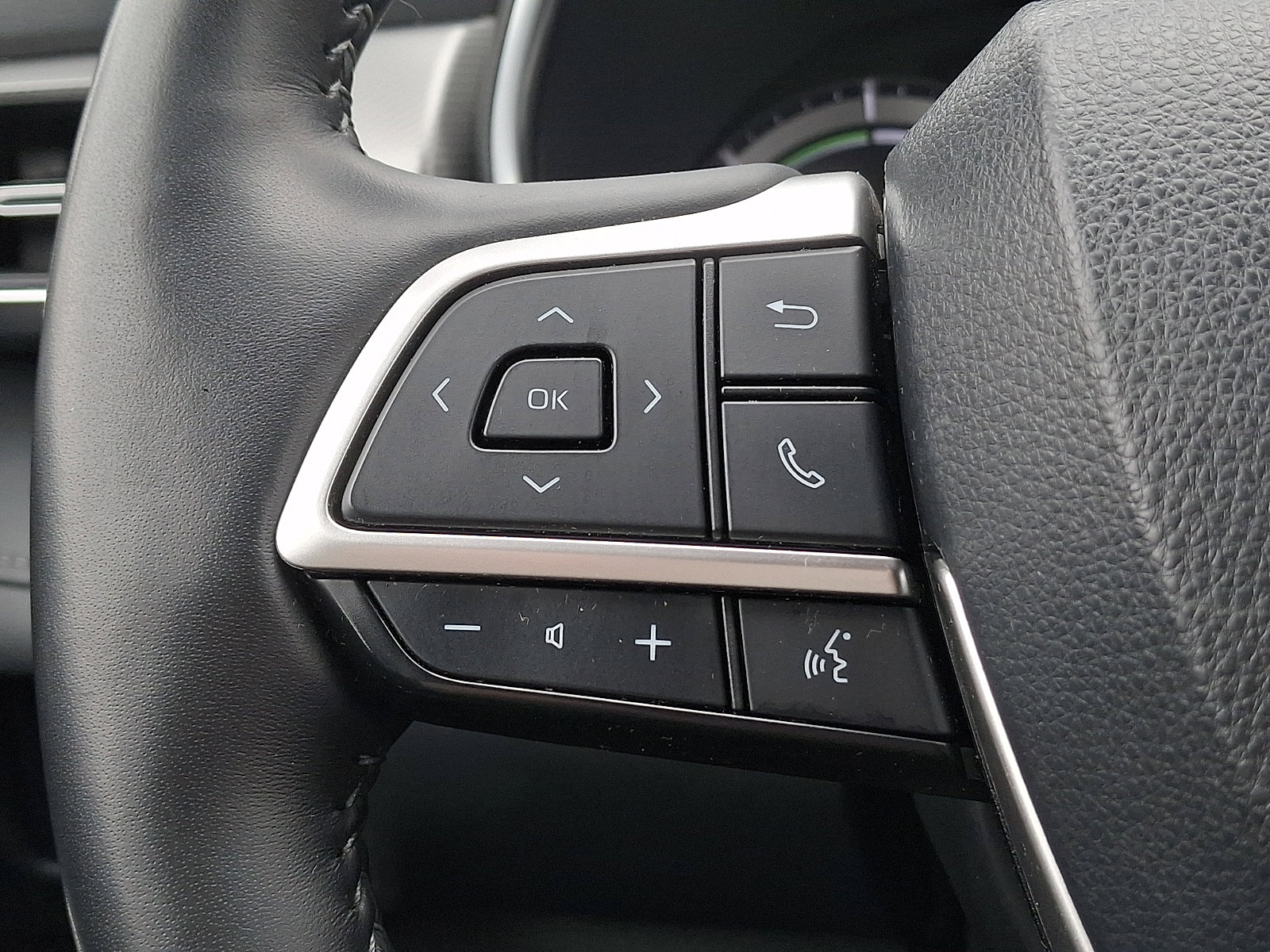 Used 2022 Toyota Highlander Platinum image 24