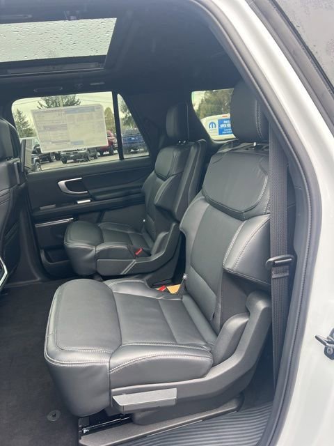 Used 2026 Ford Expedition Max Platinum AWD/4WD image 60