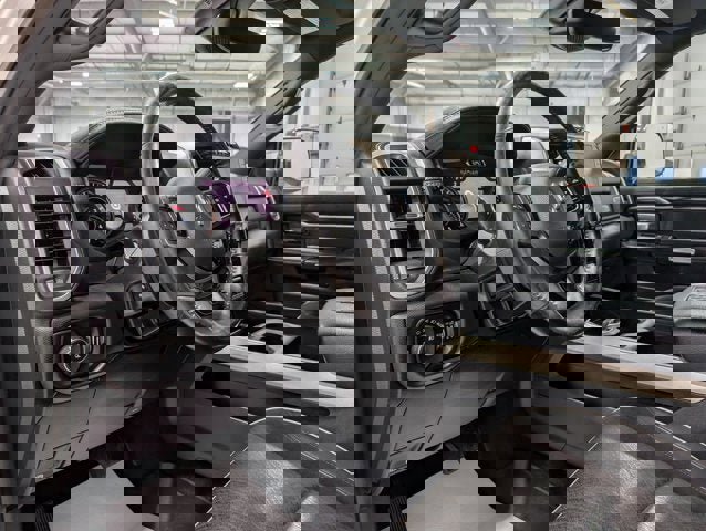 Used 2019 RAM 3500 Laramie image 14