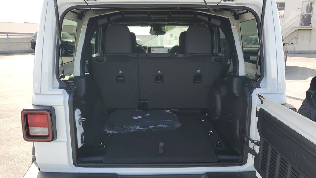 New 2026 Jeep Wrangler Sport S image 10