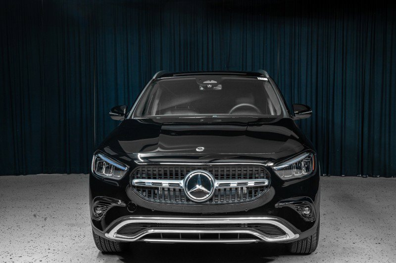 Certified 2025 Mercedes-Benz GLA 250 image 2