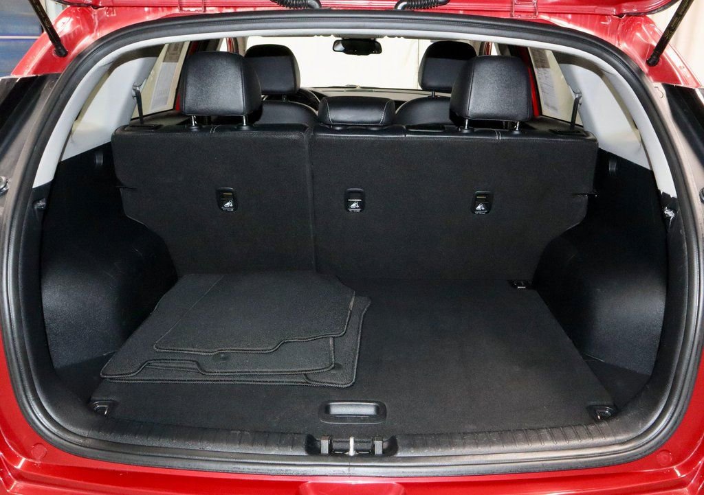 Used 2022 Kia Niro EX w/ Cold Weather Package image 14