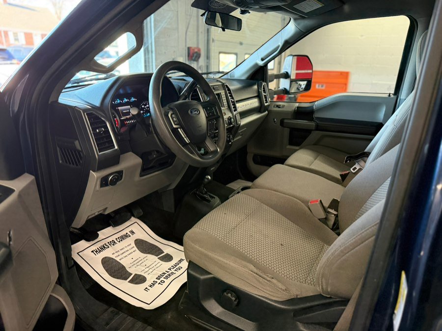 Used 2017 Ford F250 XLT w/ Snow Plow Prep Package image 20