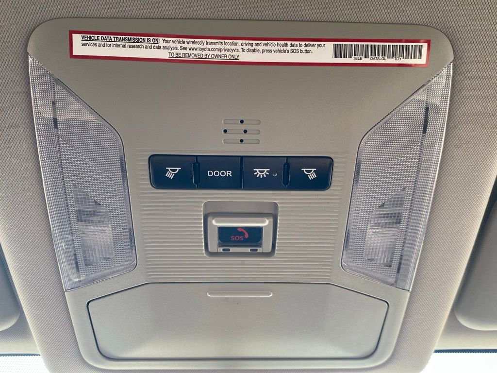 Used 2021 Toyota RAV4 LE image 25