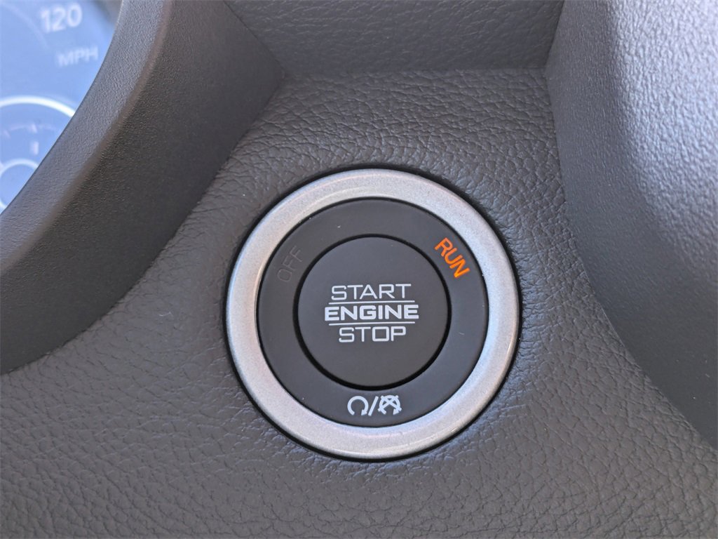 New 2026 RAM 1500 4x4 Crew Cab image 31