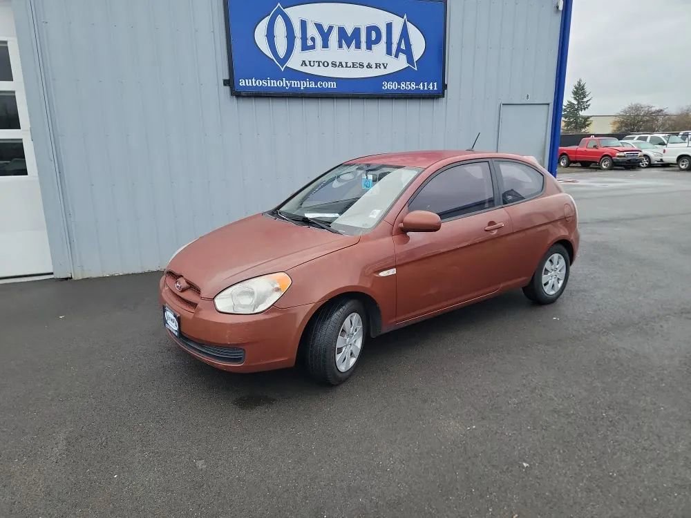 Used 2010 Hyundai Accent GS w/ Premium Pkg 3