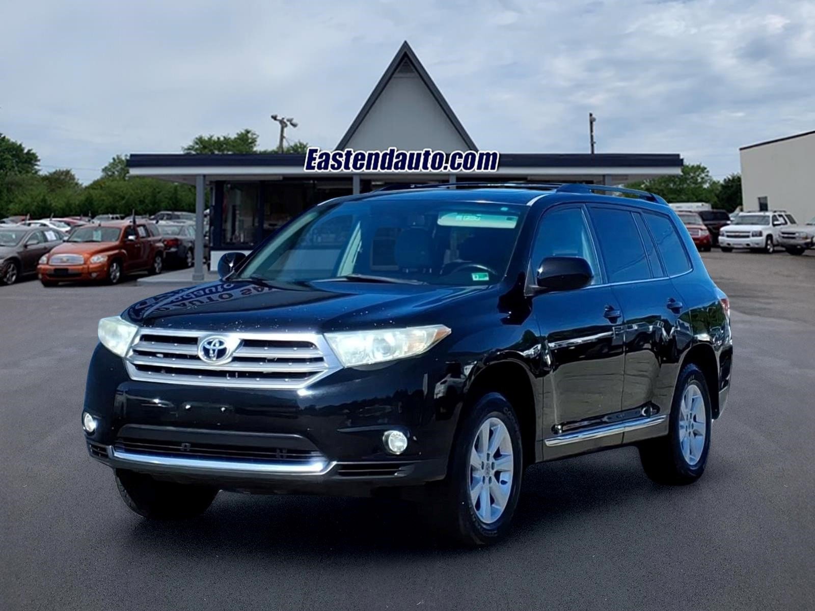 Used 2011 Toyota Highlander SE