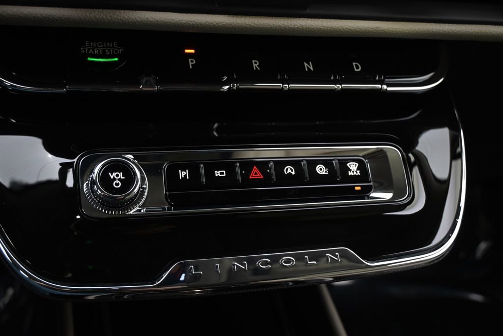 New 2026 Lincoln Corsair Premiere image 30