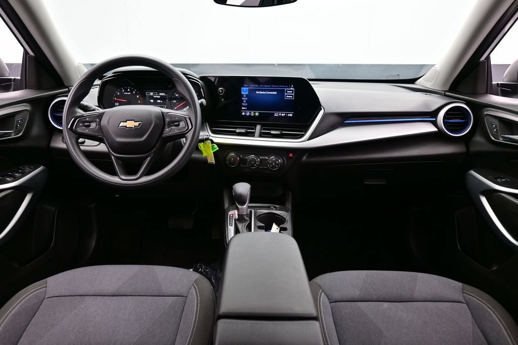 Used 2024 Chevrolet Trax LS FWD image 41