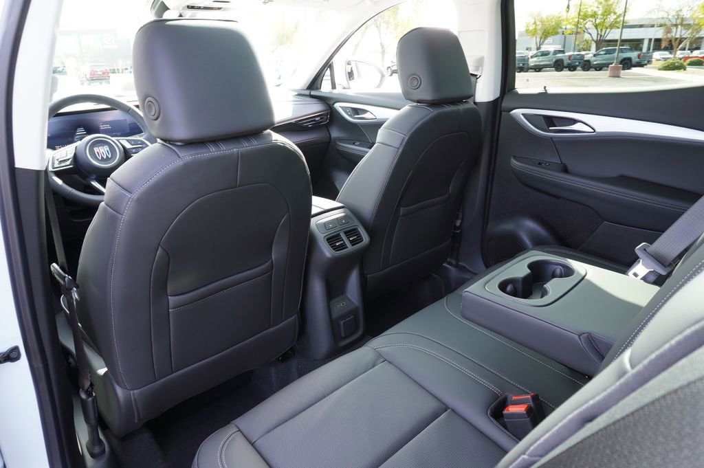 Certified 2026 Buick Envision Avenir image 10