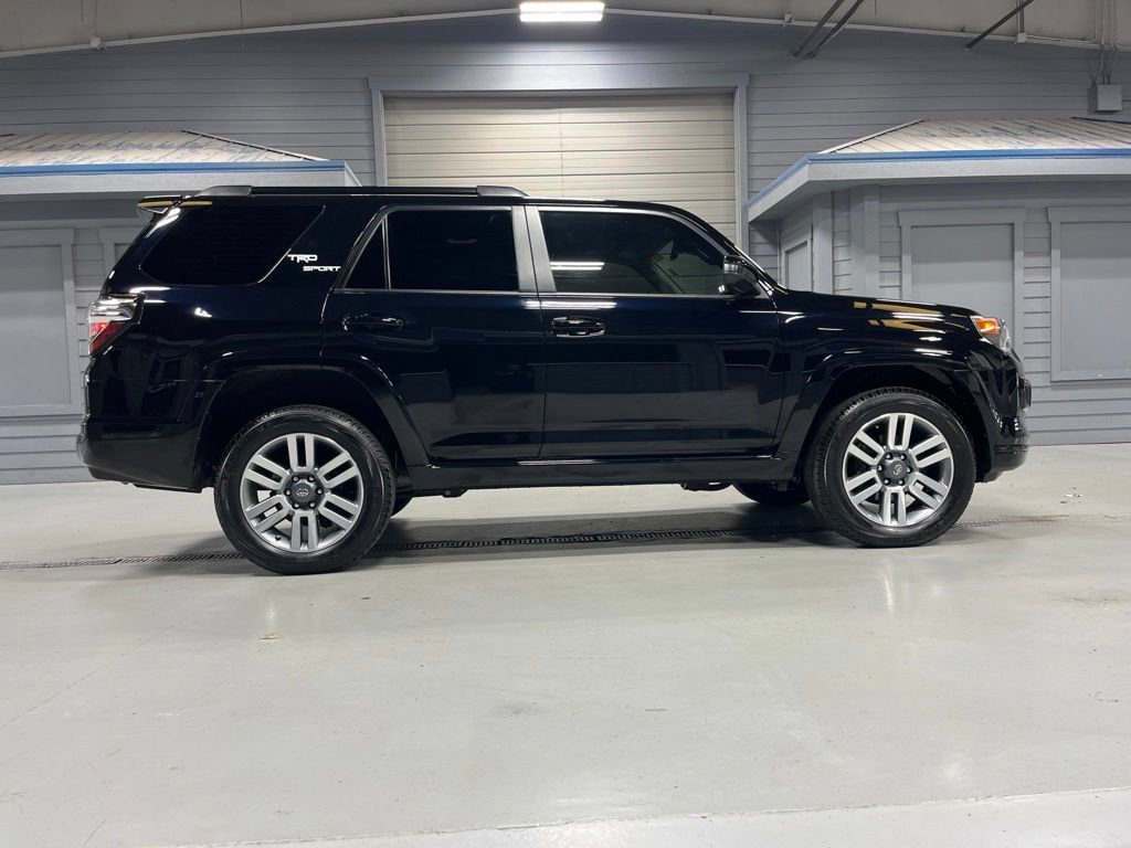 Used 2024 Toyota 4Runner TRD Sport AWD/4WD image 8
