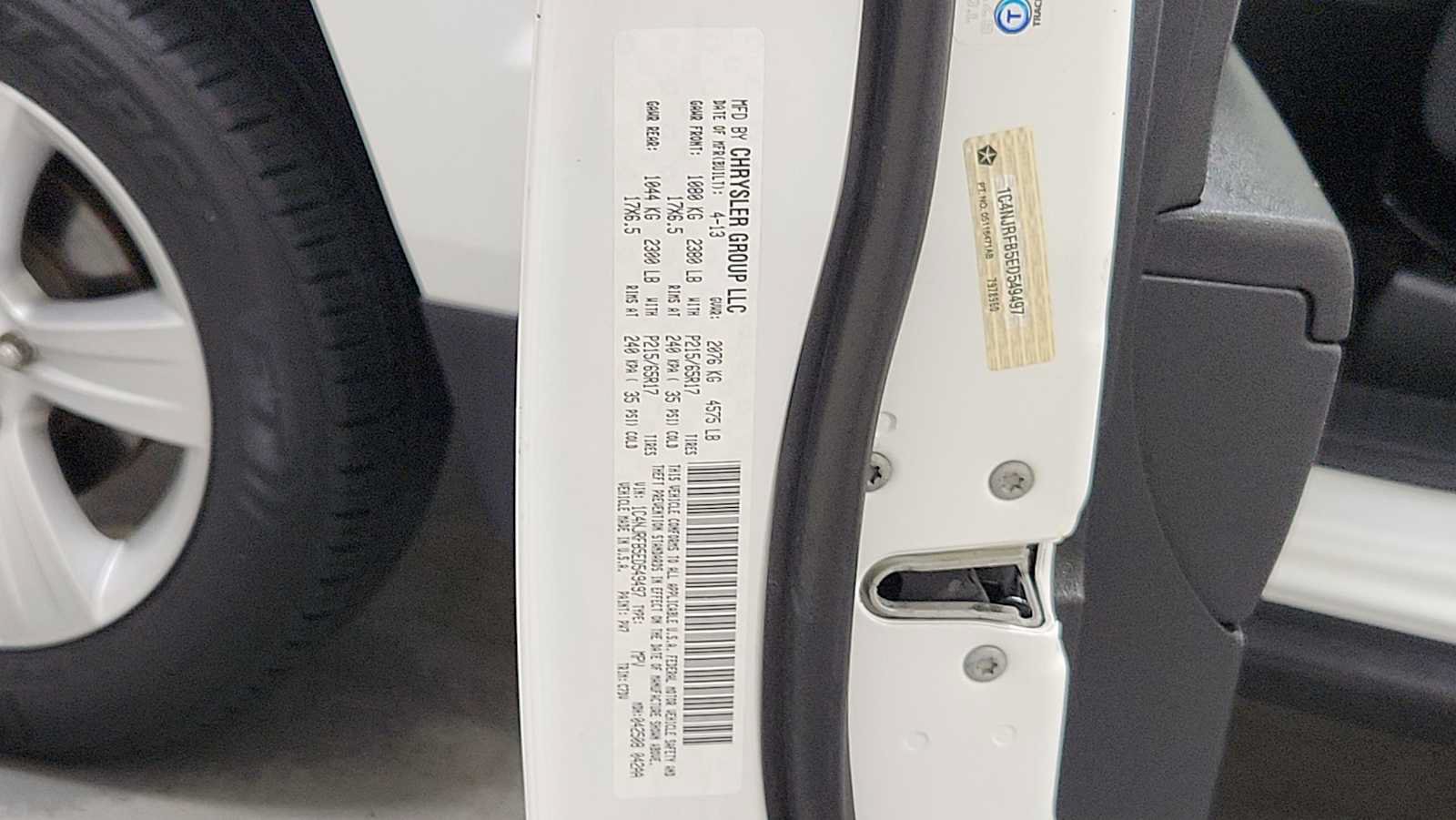 Used 2014 Jeep Patriot Latitude AWD/4WD image 11