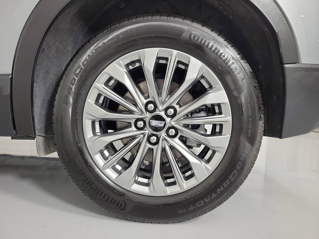 Certified 2025 Cadillac XT4 Premium Luxury image 10