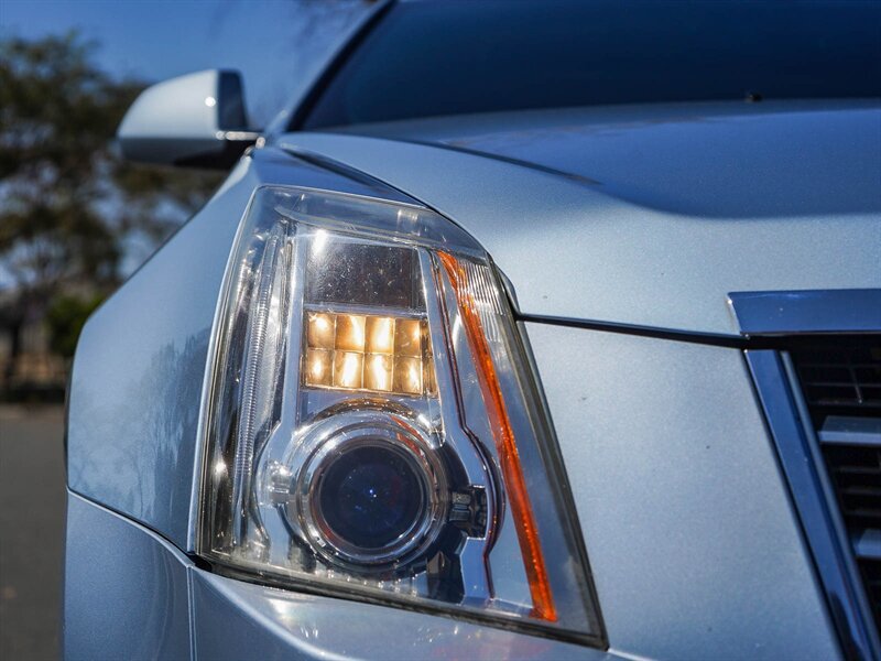 Used 2013 Cadillac CTS Performance image 10