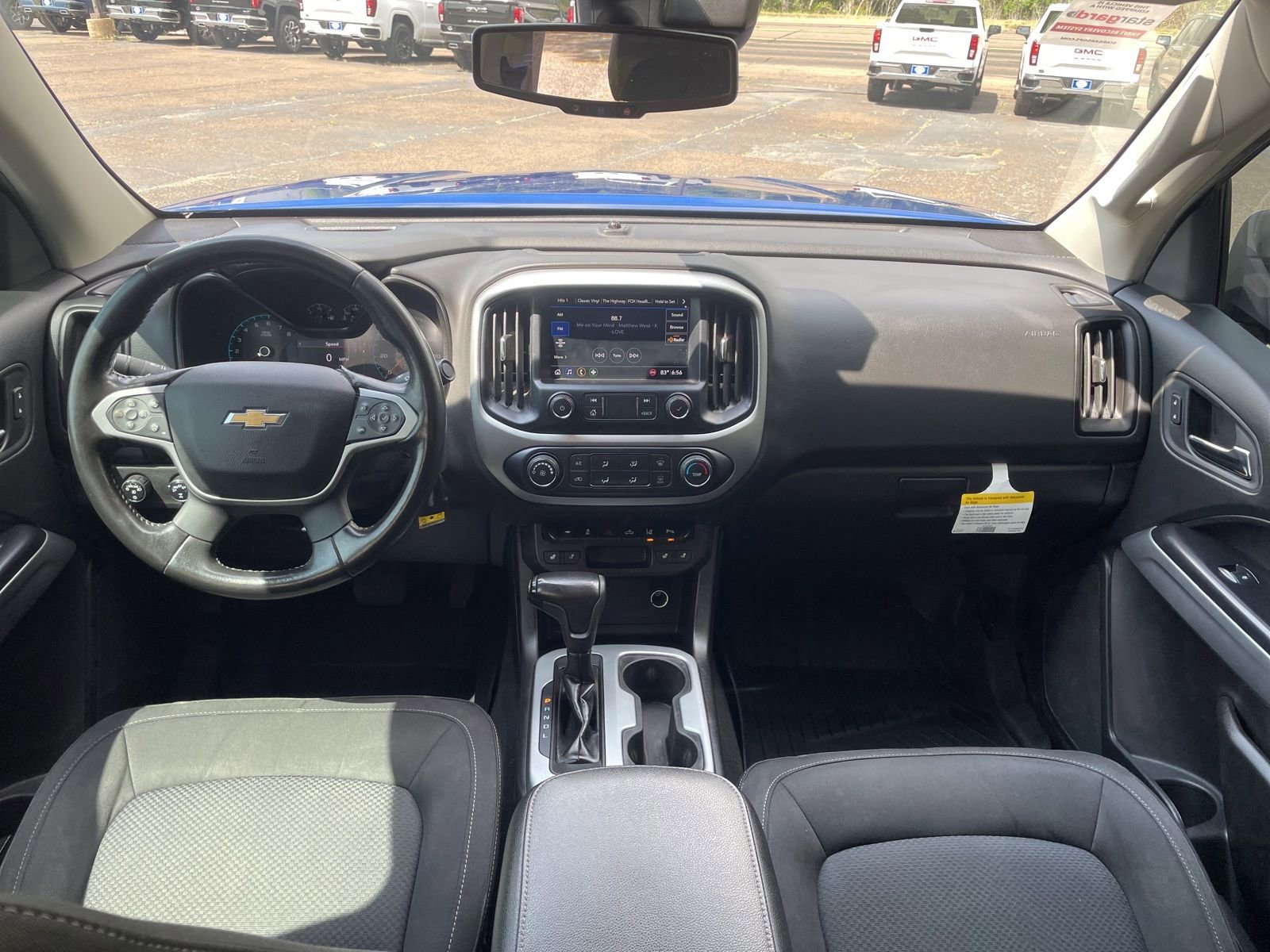 Used 2020 Chevrolet Colorado LT w/ Safety Package image 22