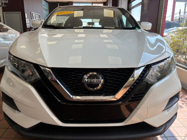 Used 2022 Nissan Rogue Sport S FWD image 5
