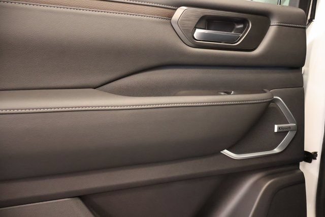 New 2026 Nissan Armada Platinum AWD/4WD image 28