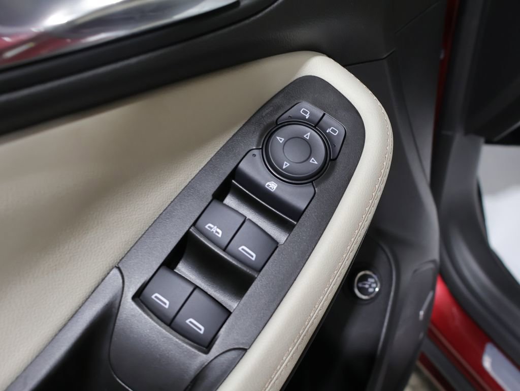 Used 2024 Buick Encore GX Avenir w/ Avenir Convenience Package image 14