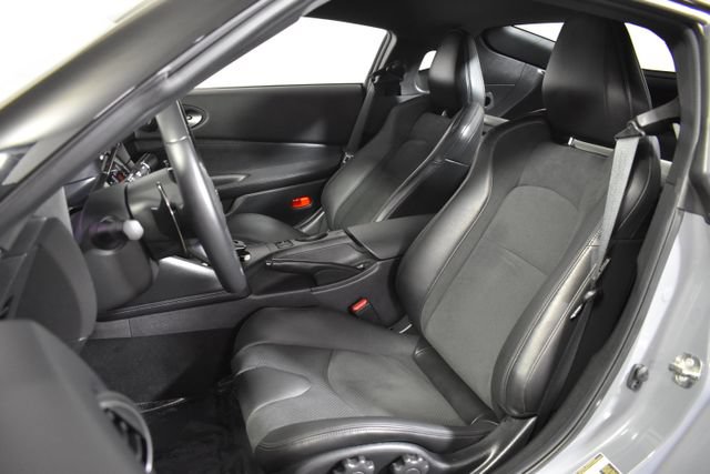 Certified 2024 Nissan Z Performance w/ Floor Mat Package RWD image 10