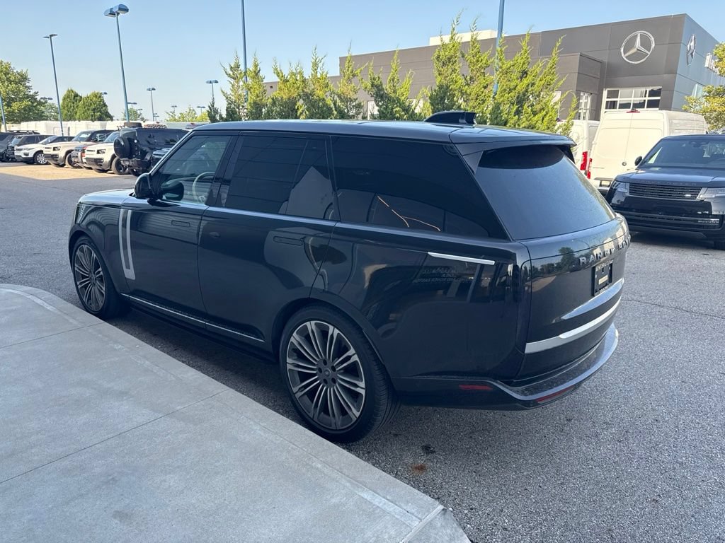 Certified 2024 Land Rover Range Rover SV AWD/4WD image 7