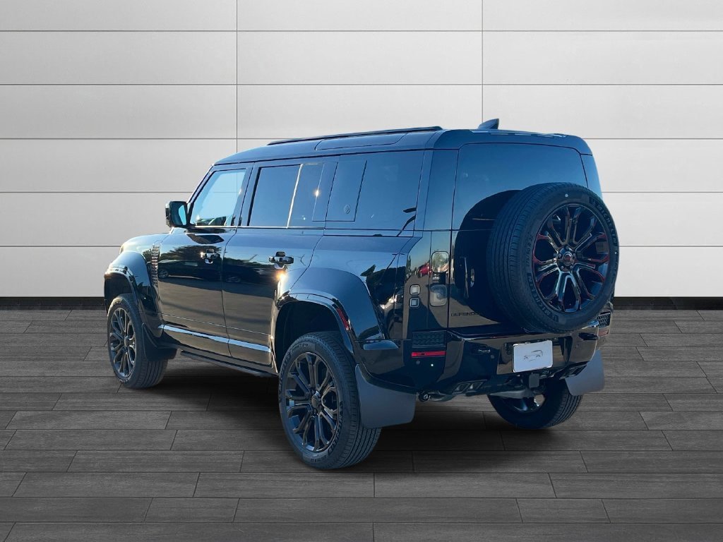 New 2026 Land Rover Defender 110 OCTA AWD/4WD image 3
