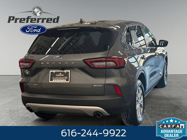 Used 2023 Ford Escape Active w/ Tech Pack #2 AWD/4WD image 9