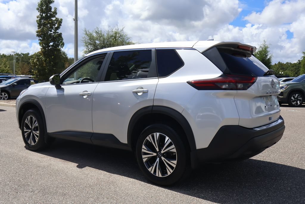 Used 2022 Nissan Rogue SV FWD image 6