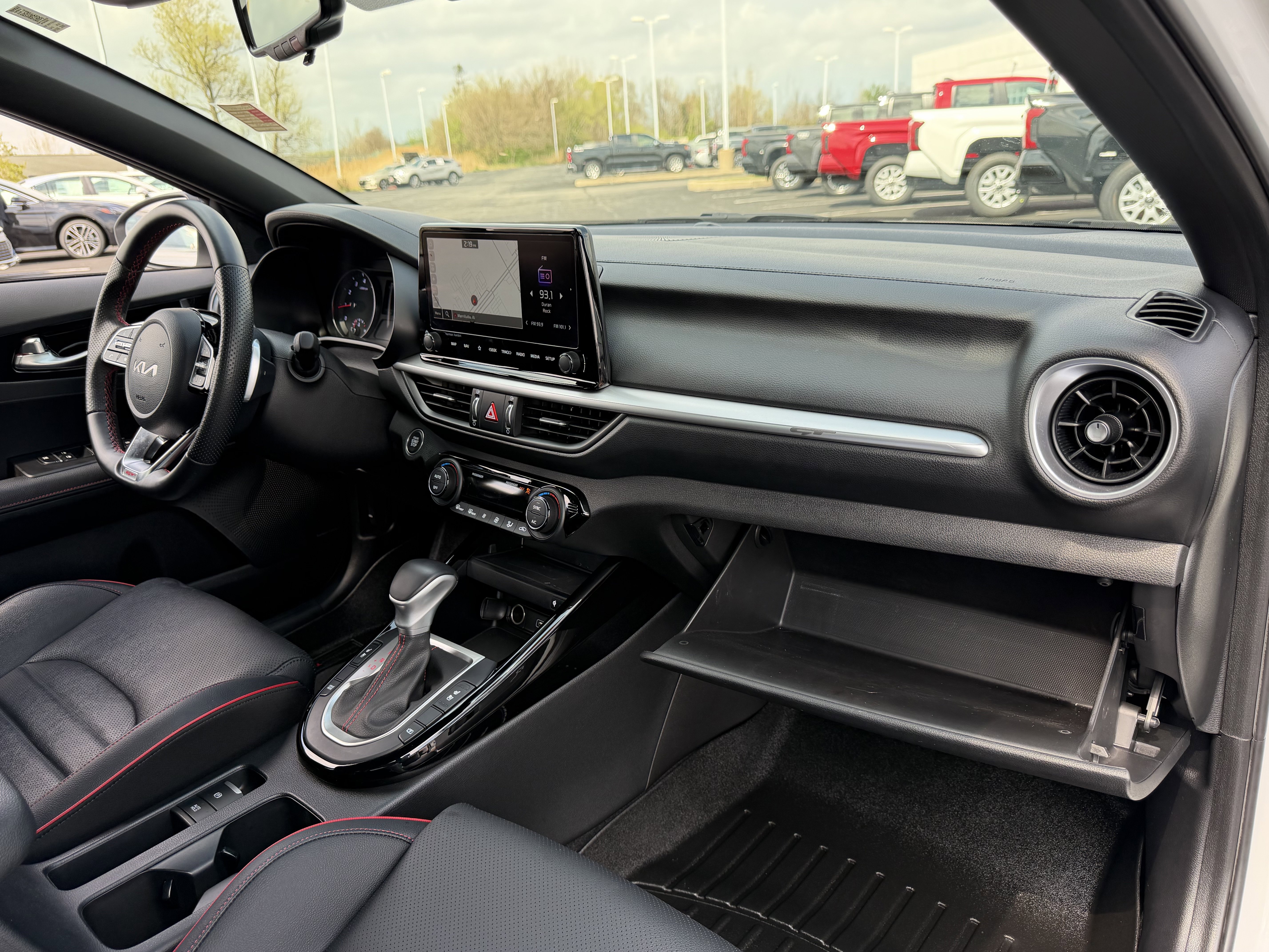 Used 2023 Kia Forte GT w/ GT2 Package image 13