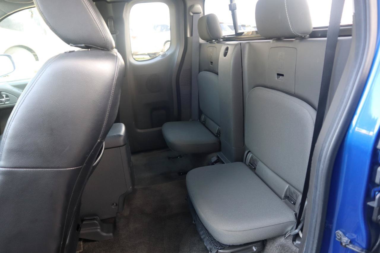 Used 2013 Nissan Frontier PRO-4X AWD/4WD image 49