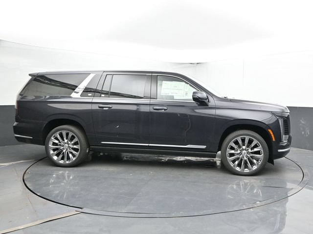 New 2026 Cadillac Escalade ESV Luxury w/ LPO, Radiant Package AWD/4WD image 3
