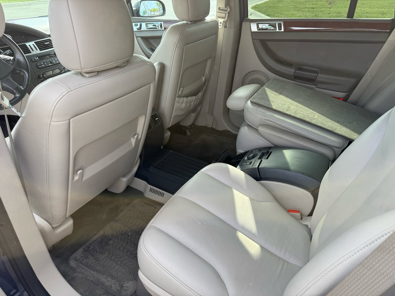 Used 2004 Chrysler Pacifica 2WD image 18