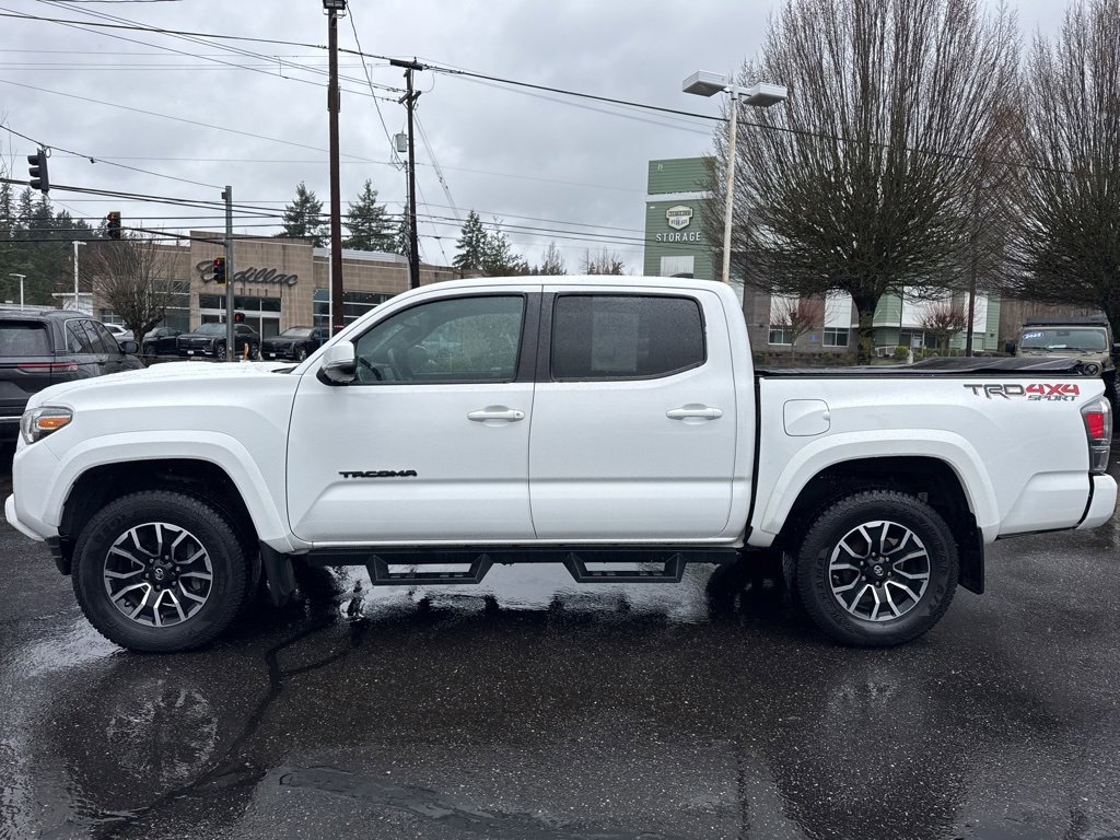 Used 2020 Toyota Tacoma TRD Sport image 4