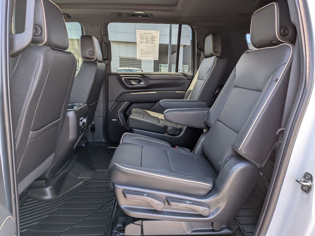 Used 2024 GMC Yukon XL SLT w/ SLT Premium Package AWD/4WD image 20