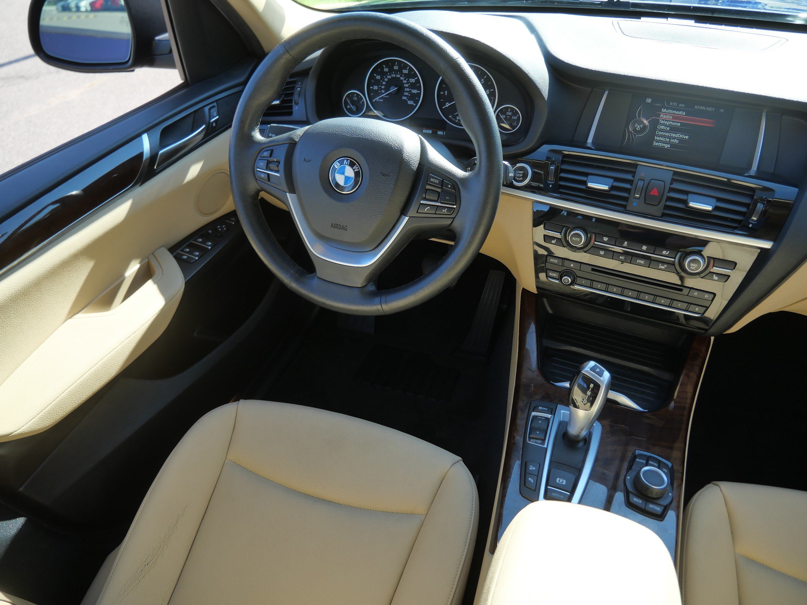 Used 2017 BMW X3 xDrive28i AWD/4WD image 9