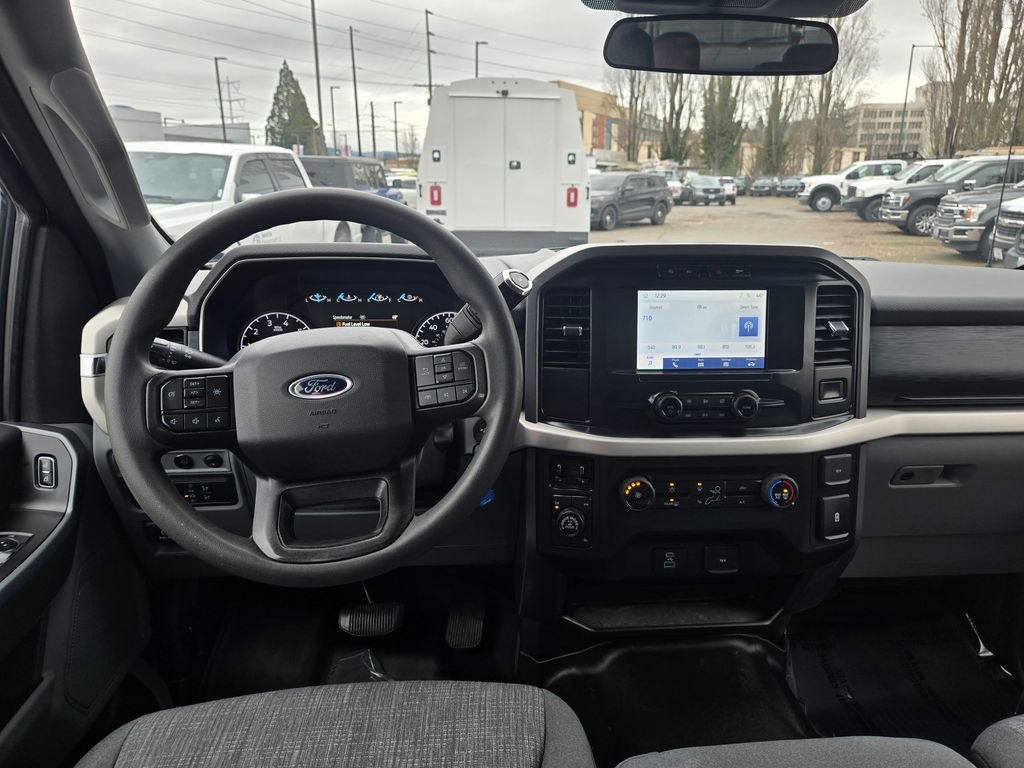 Used 2021 Ford F150 XLT image 11