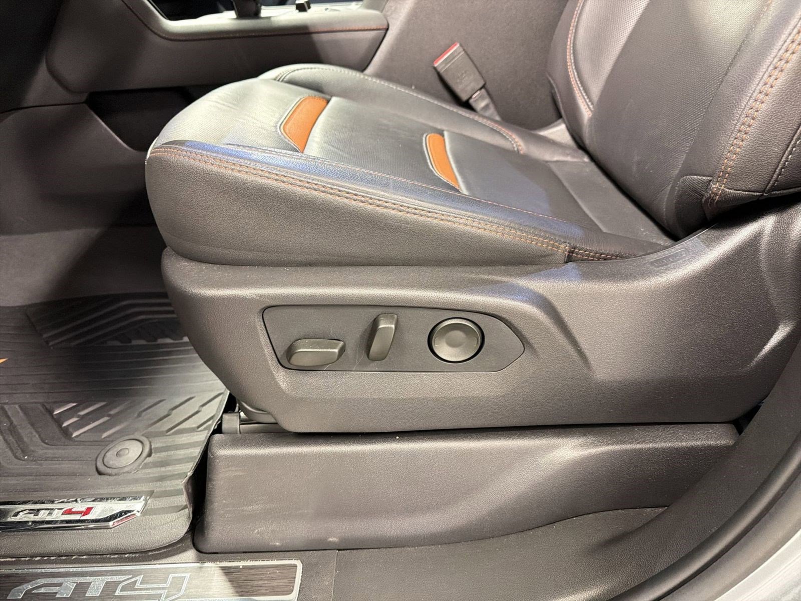 Used 2026 GMC Sierra 1500 AT4 w/ AT4 Premium Package image 12